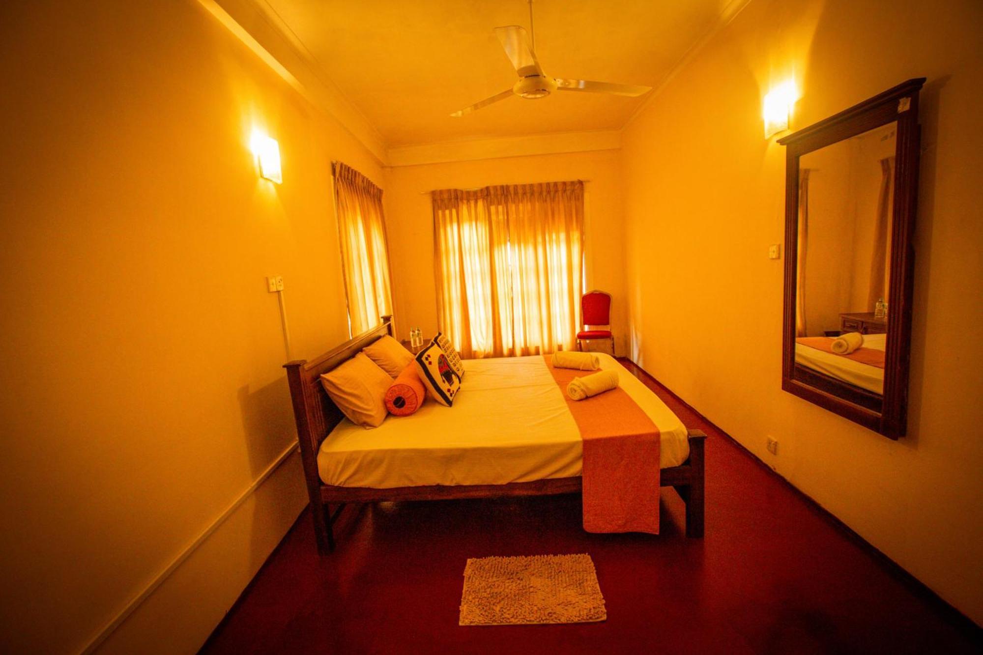 Sunbloom Inn Kandy Kültér fotó