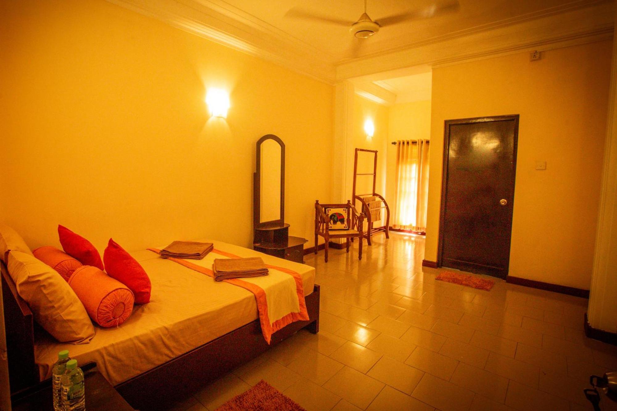 Sunbloom Inn Kandy Kültér fotó
